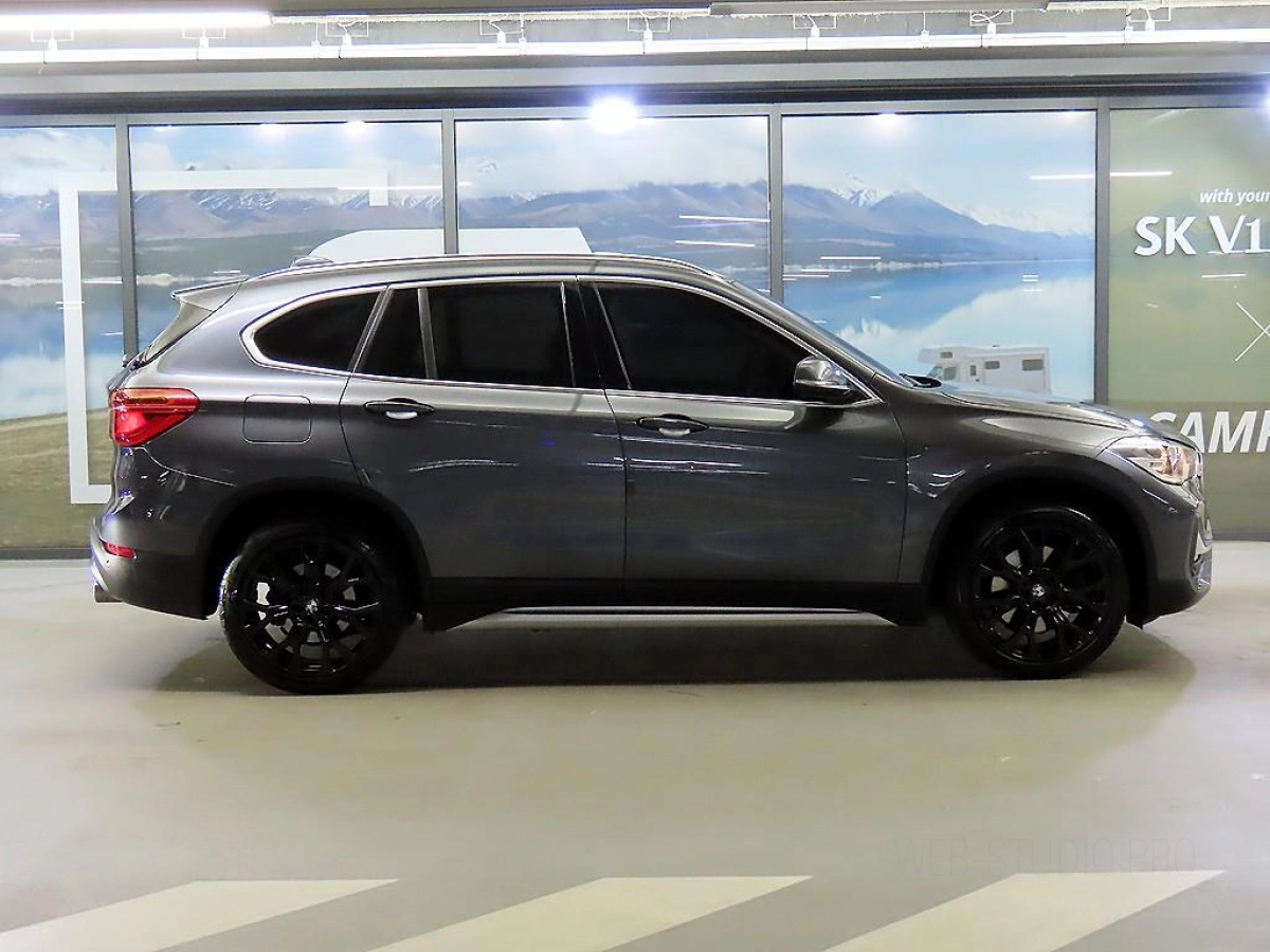 BMW X1 F48