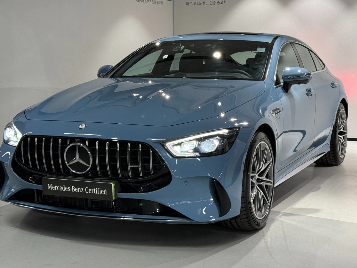 MERCEDES BENZ AMG GT