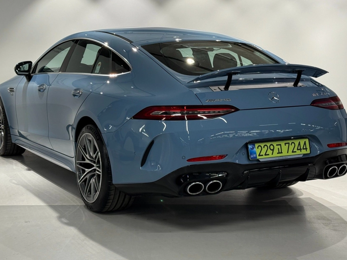 MERCEDES BENZ AMG GT