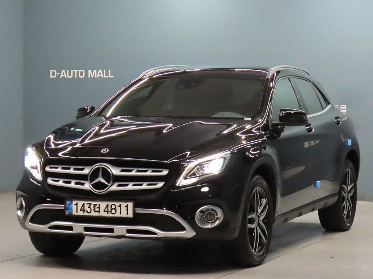 MERCEDES BENZ GLA-CLASS X156  2019