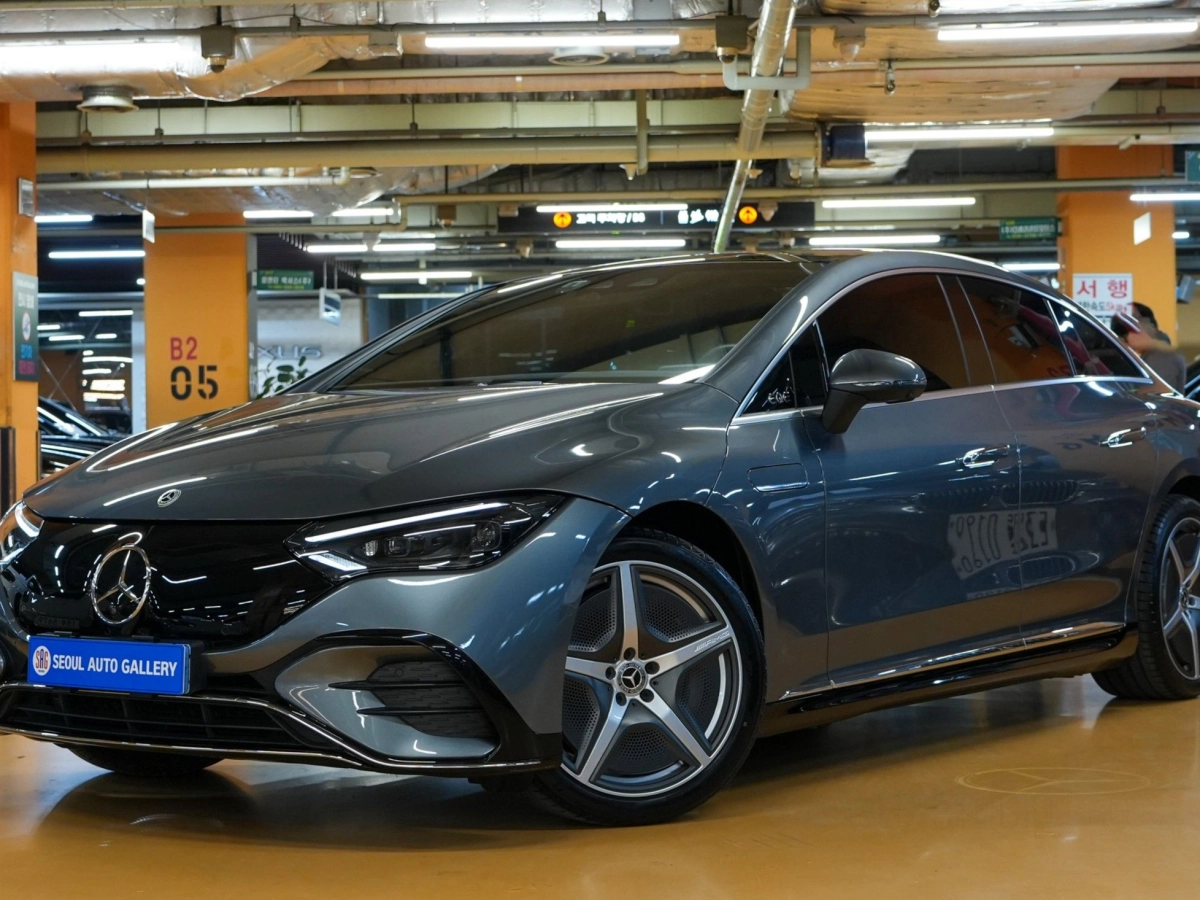 MERCEDES BENZ EQE V295