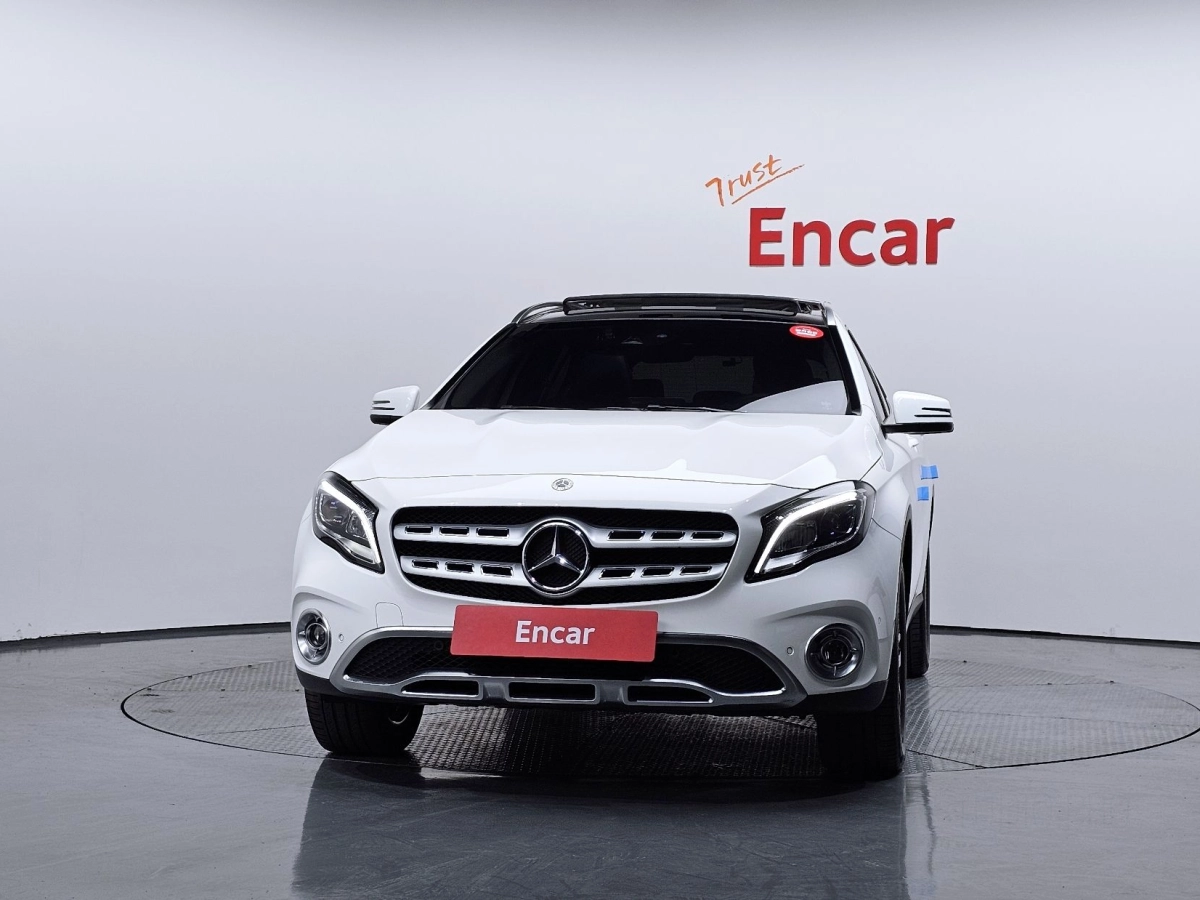 MERCEDES BENZ GLA-CLASS X156