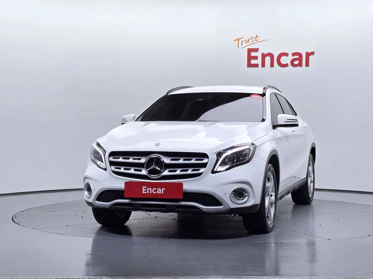 MERCEDES BENZ GLA-CLASS X156