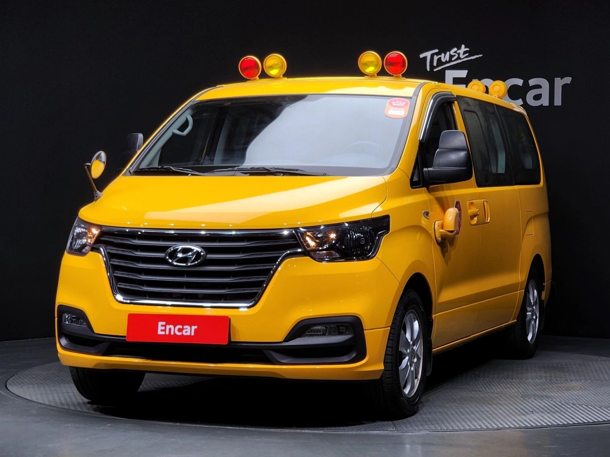 HYUNDAI STAREX GRAND 2021