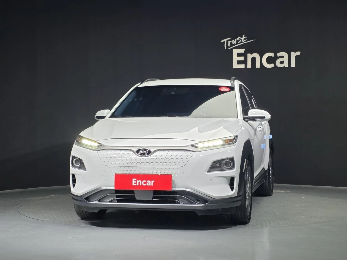 HYUNDAI KONA ELECTRIC