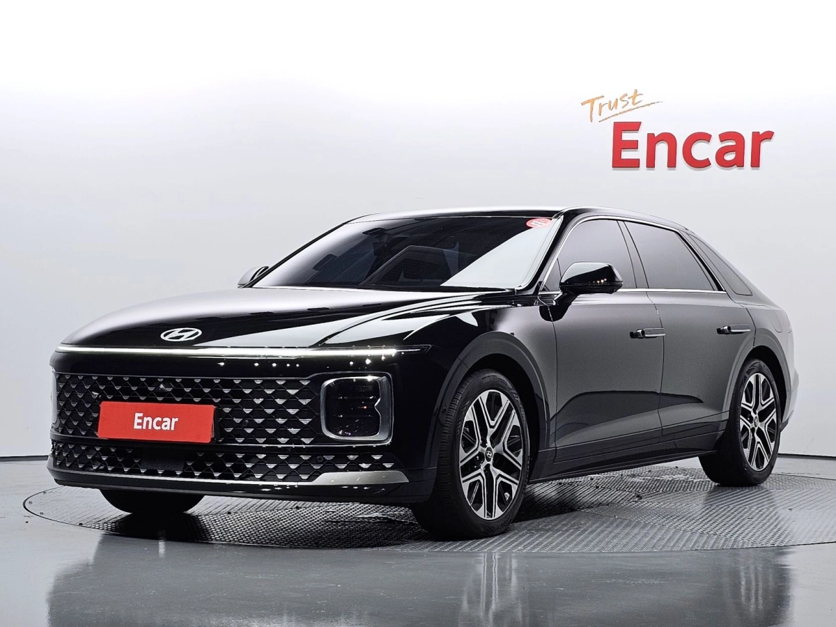 HYUNDAI GRANDEUR HYBRID GN7  2023