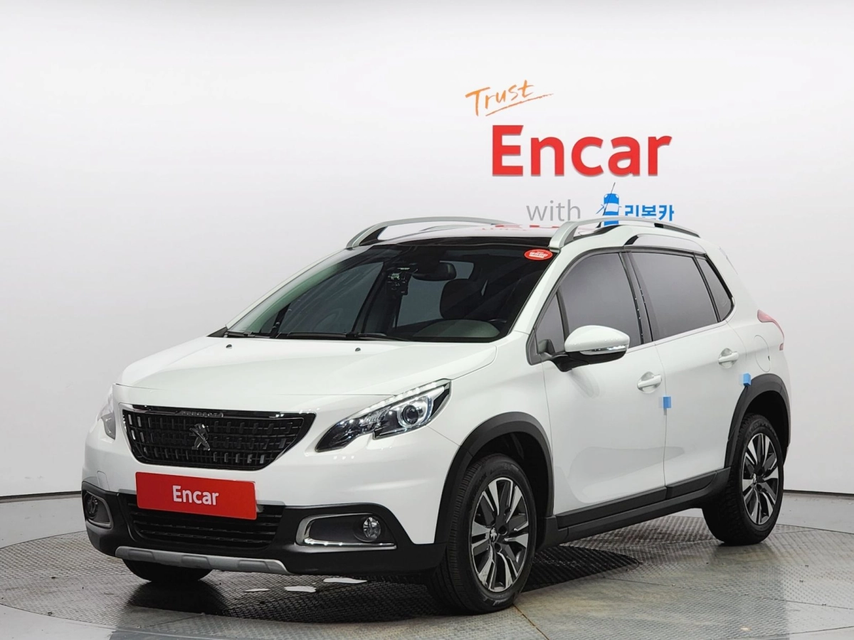 PEUGEOT 2008  2019