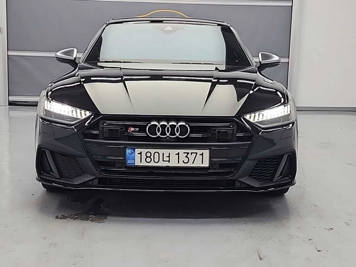 AUDI S7 4K