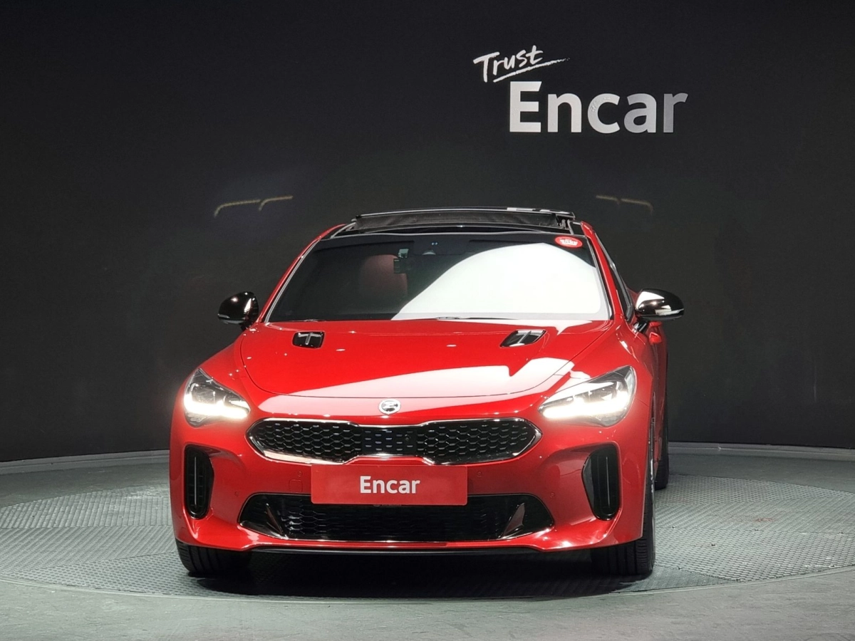 KIA STINGER