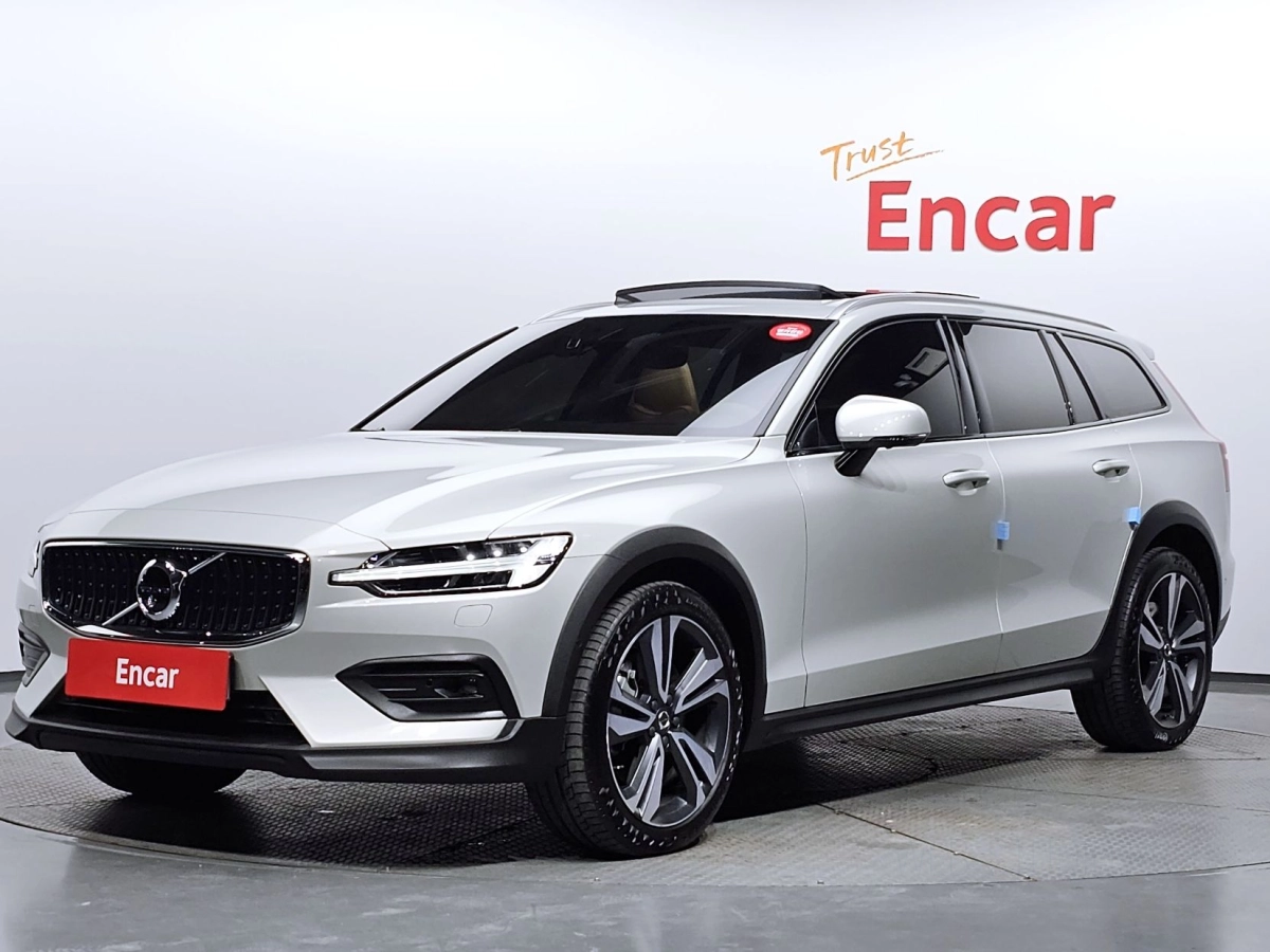VOLVO V60 CROSS COUNTRY  2020