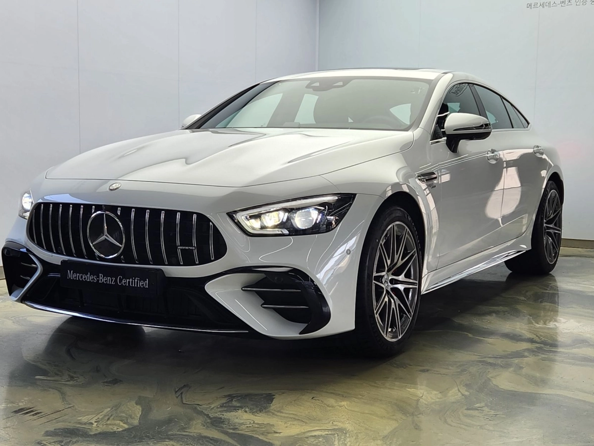 MERCEDES BENZ AMG GT