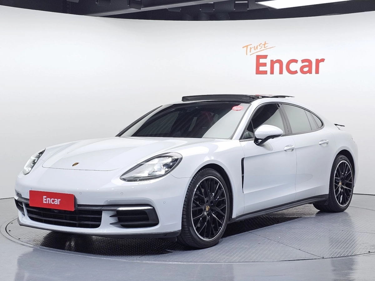 PORSCHE PANAMERA 971