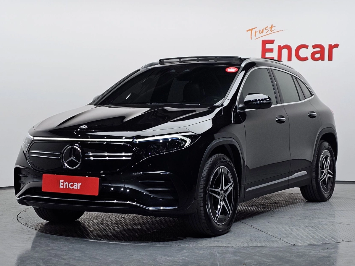 MERCEDES BENZ EQA H243