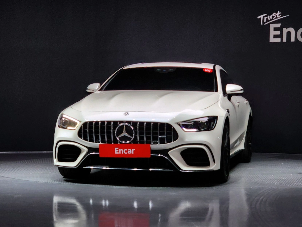 MERCEDES BENZ AMG GT