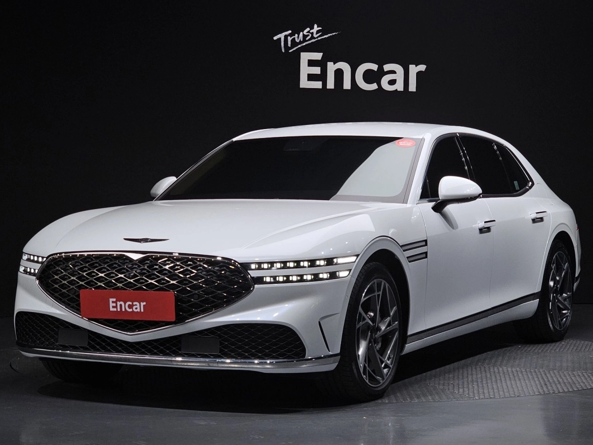 GENESIS G90 RS4  2022