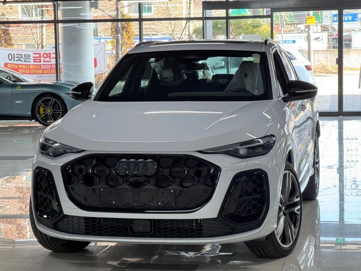 AUDI Q5 80A