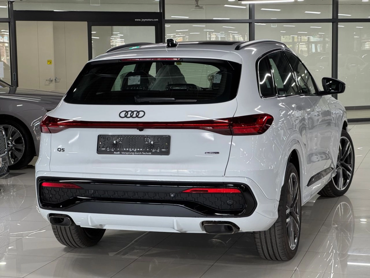 AUDI Q5 80A