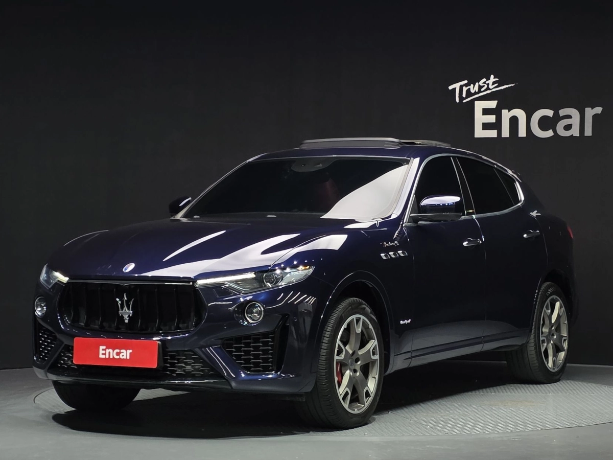 MASERATI LEVANTE