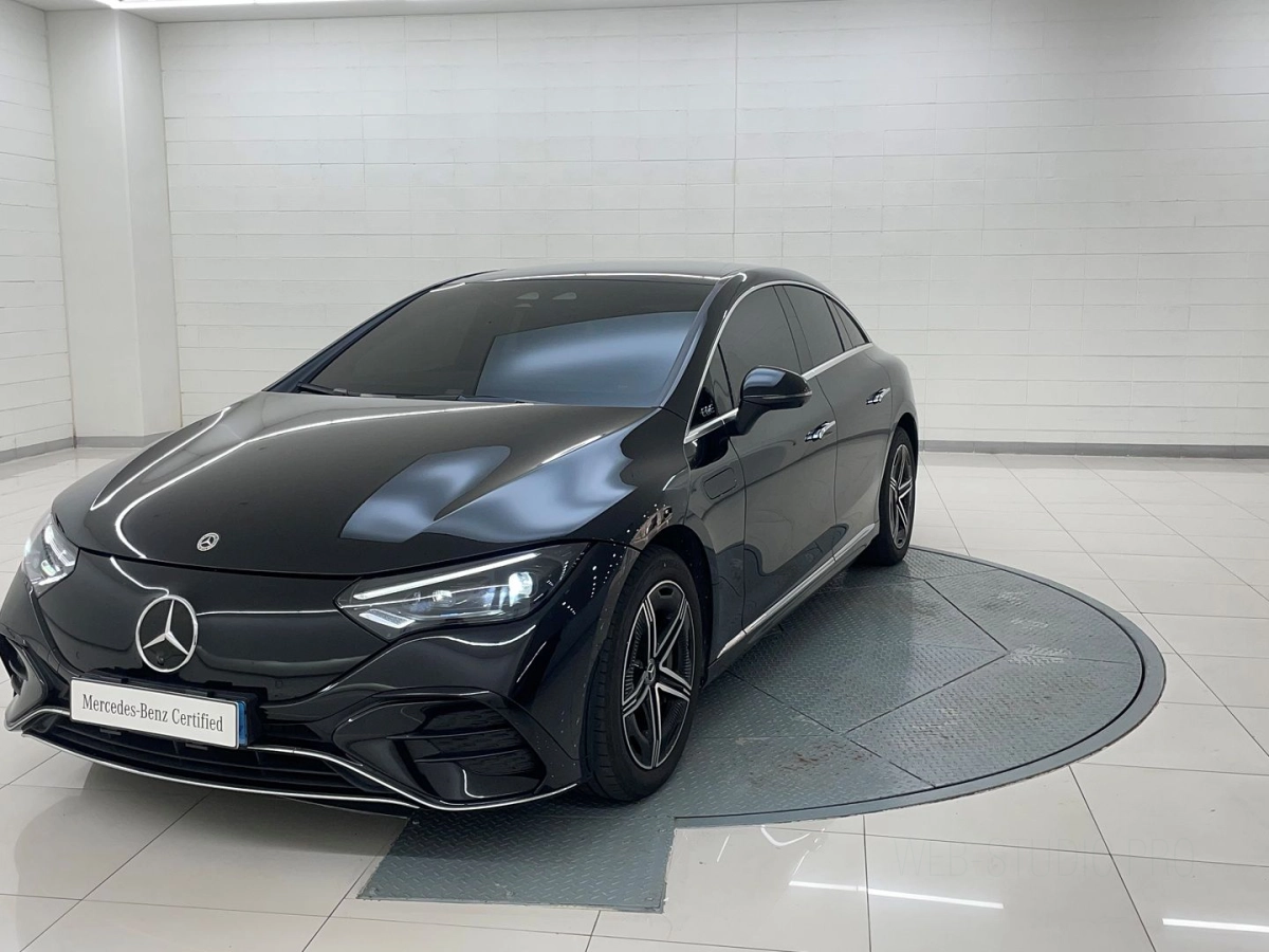 MERCEDES BENZ EQE V295  2024