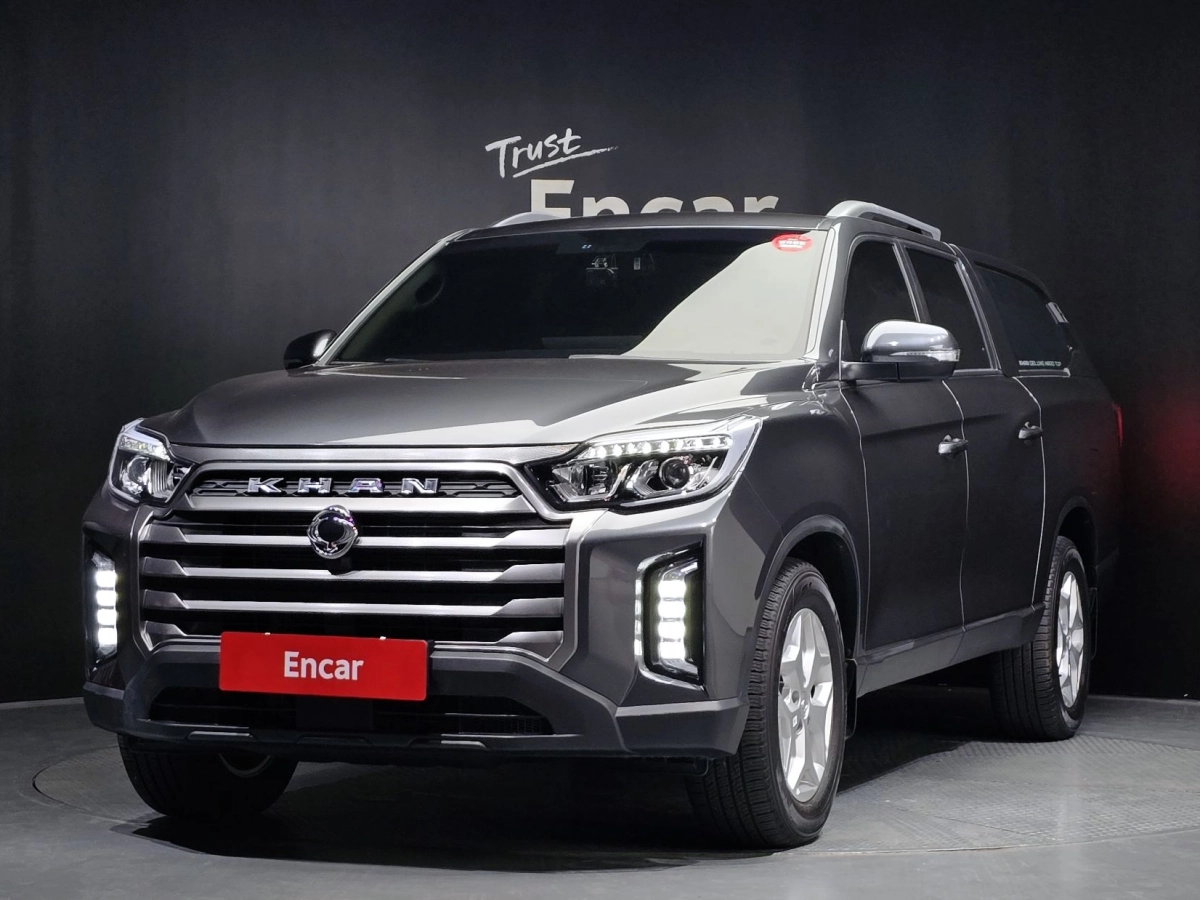 SSANGYONG REXTON SPORTS CAR