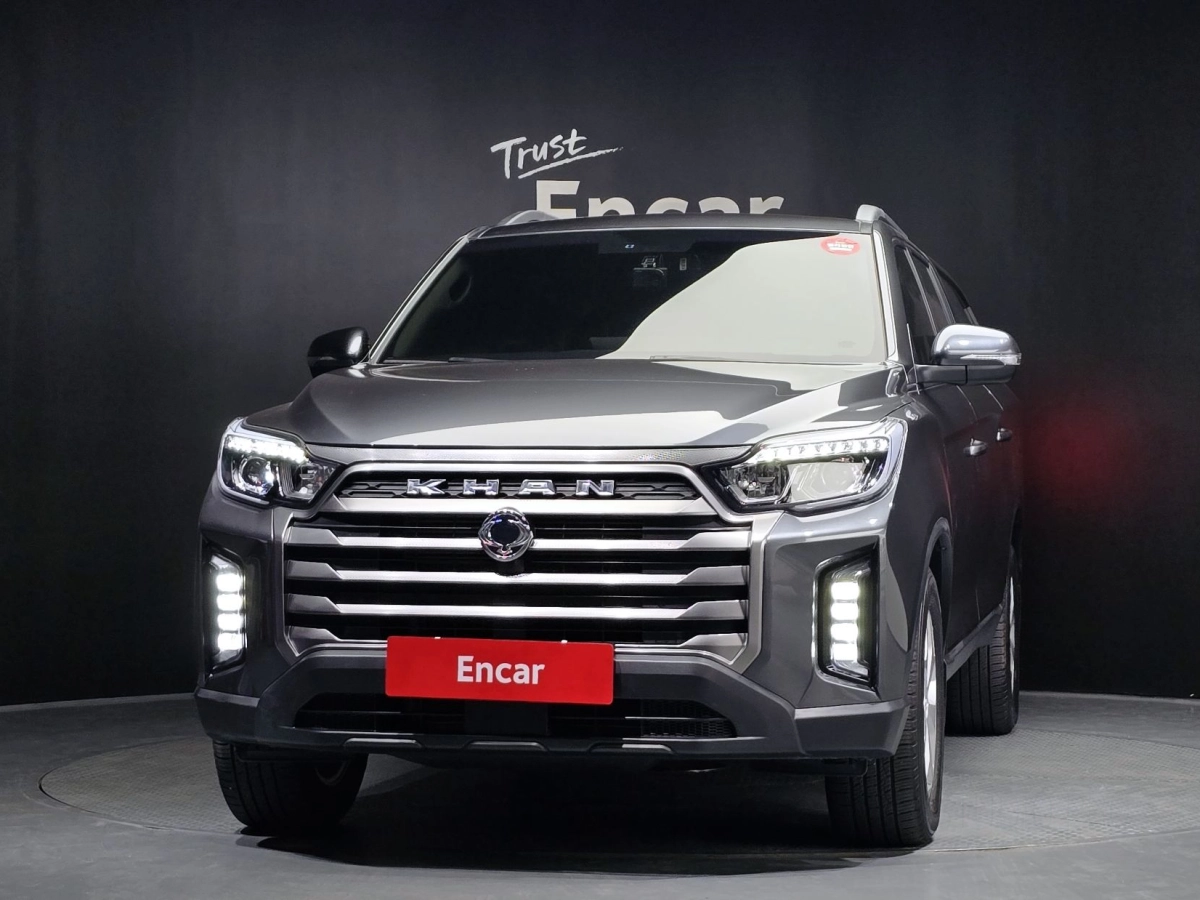 SSANGYONG REXTON SPORTS CAR