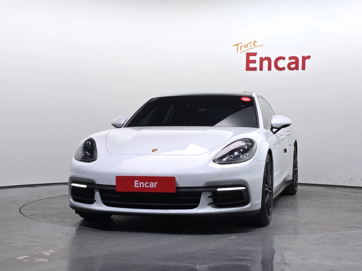 PORSCHE PANAMERA 971