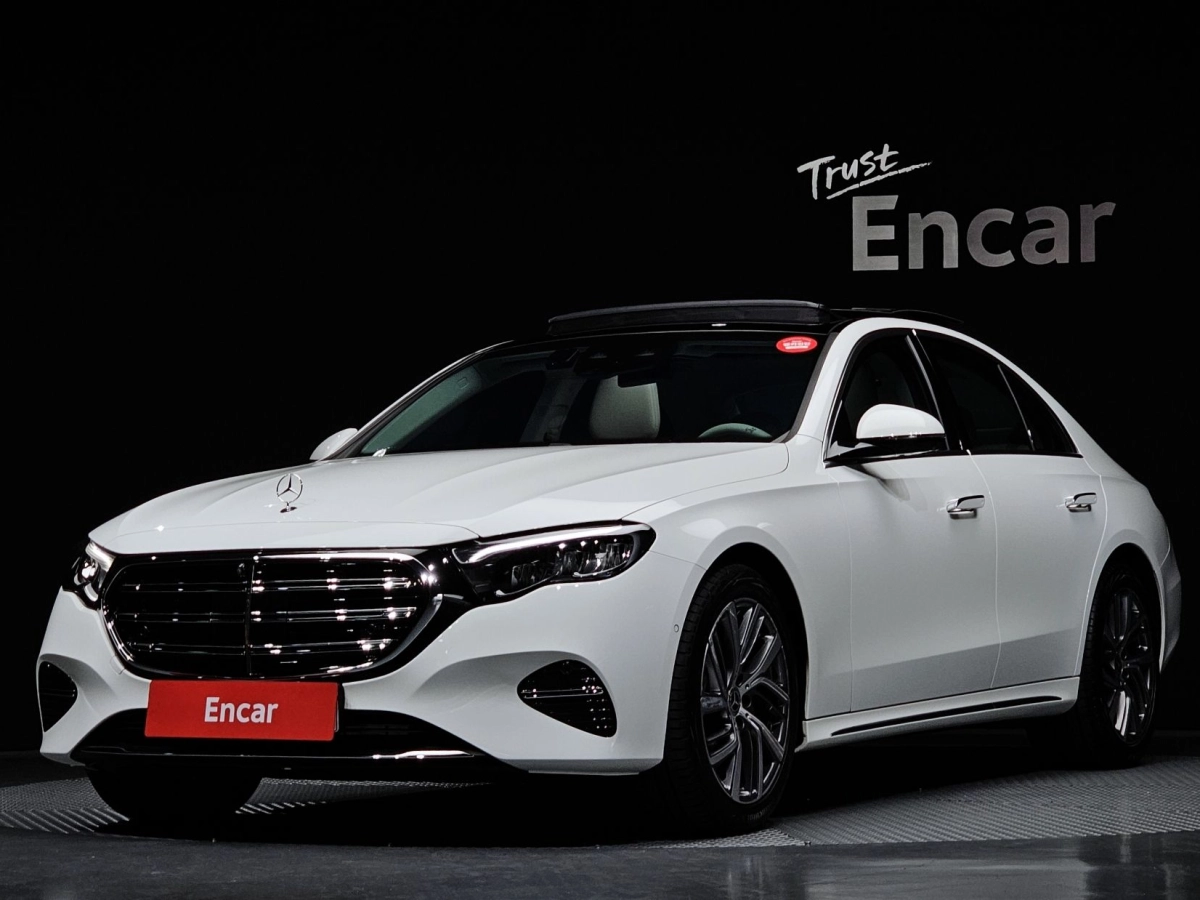 MERCEDES BENZ E-CLASS W214  2024