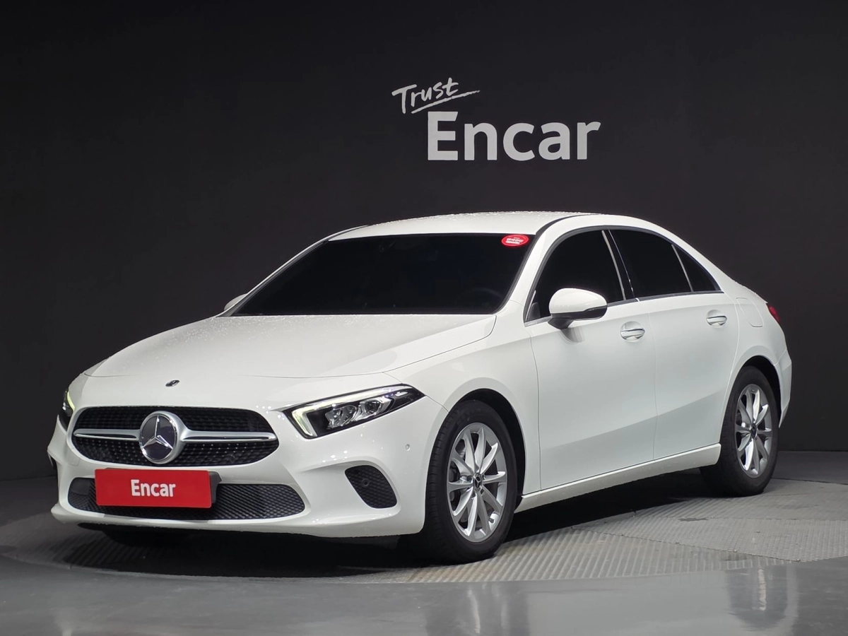 MERCEDES BENZ A-CLASS W177