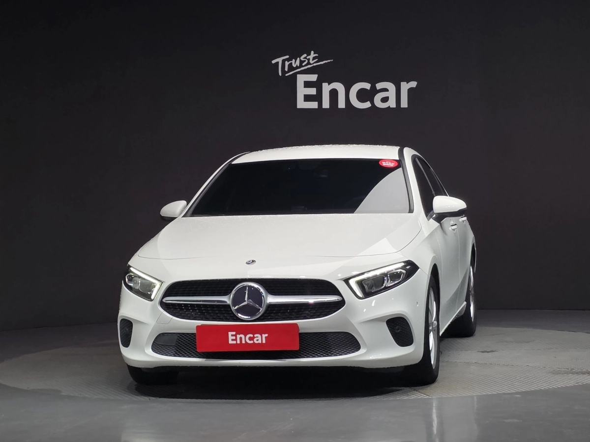 MERCEDES BENZ A-CLASS W177