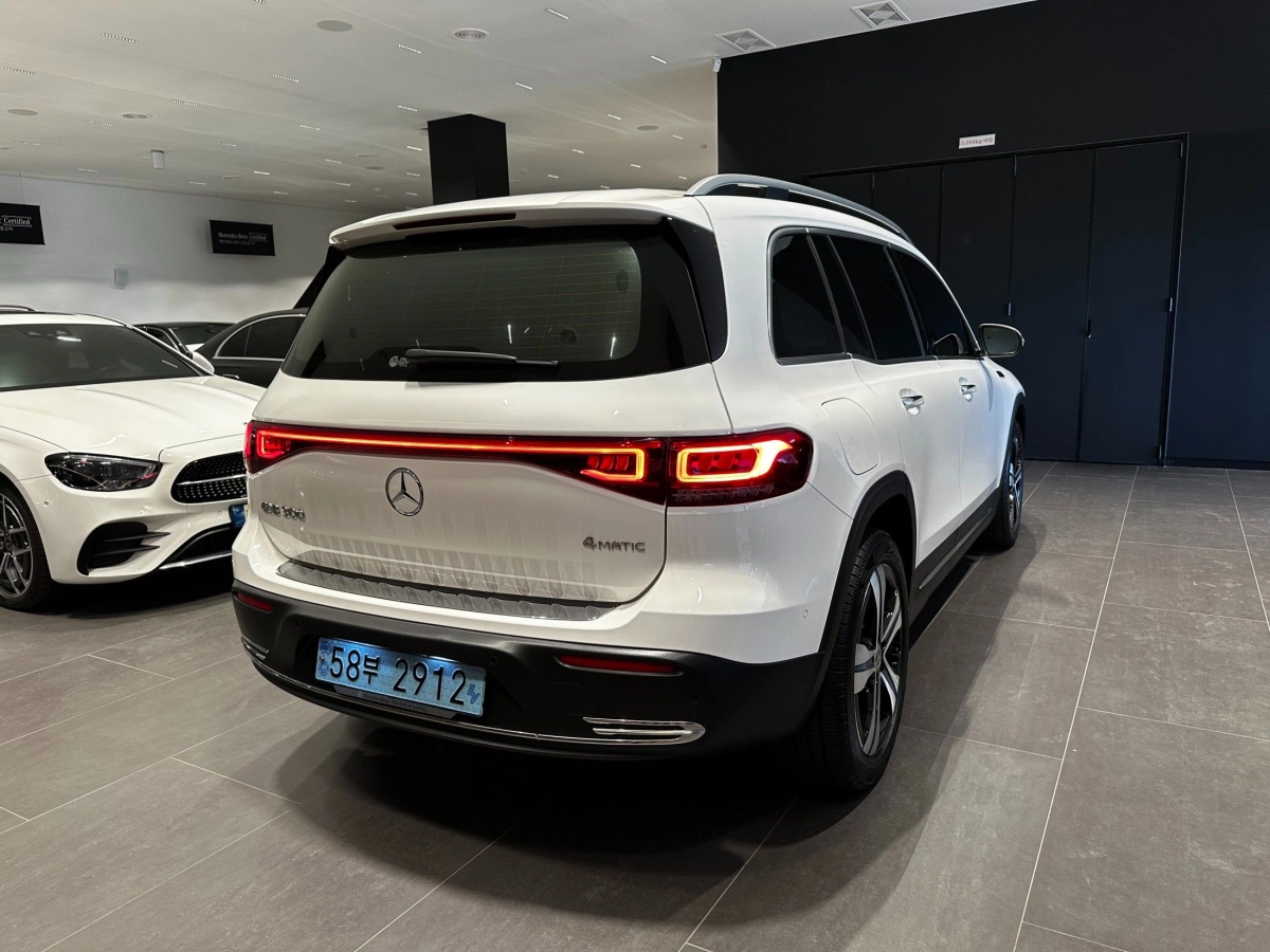 MERCEDES BENZ EQB X243