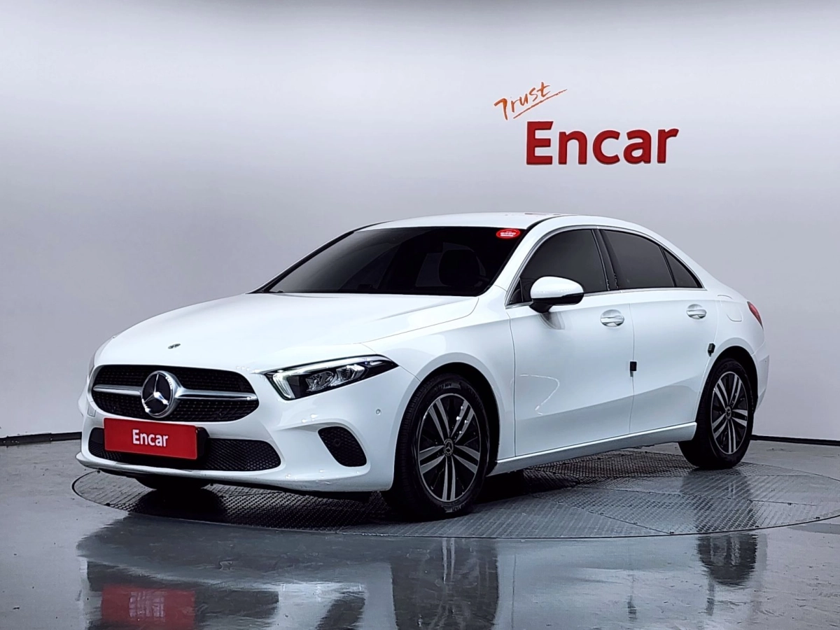 MERCEDES BENZ A-CLASS W177