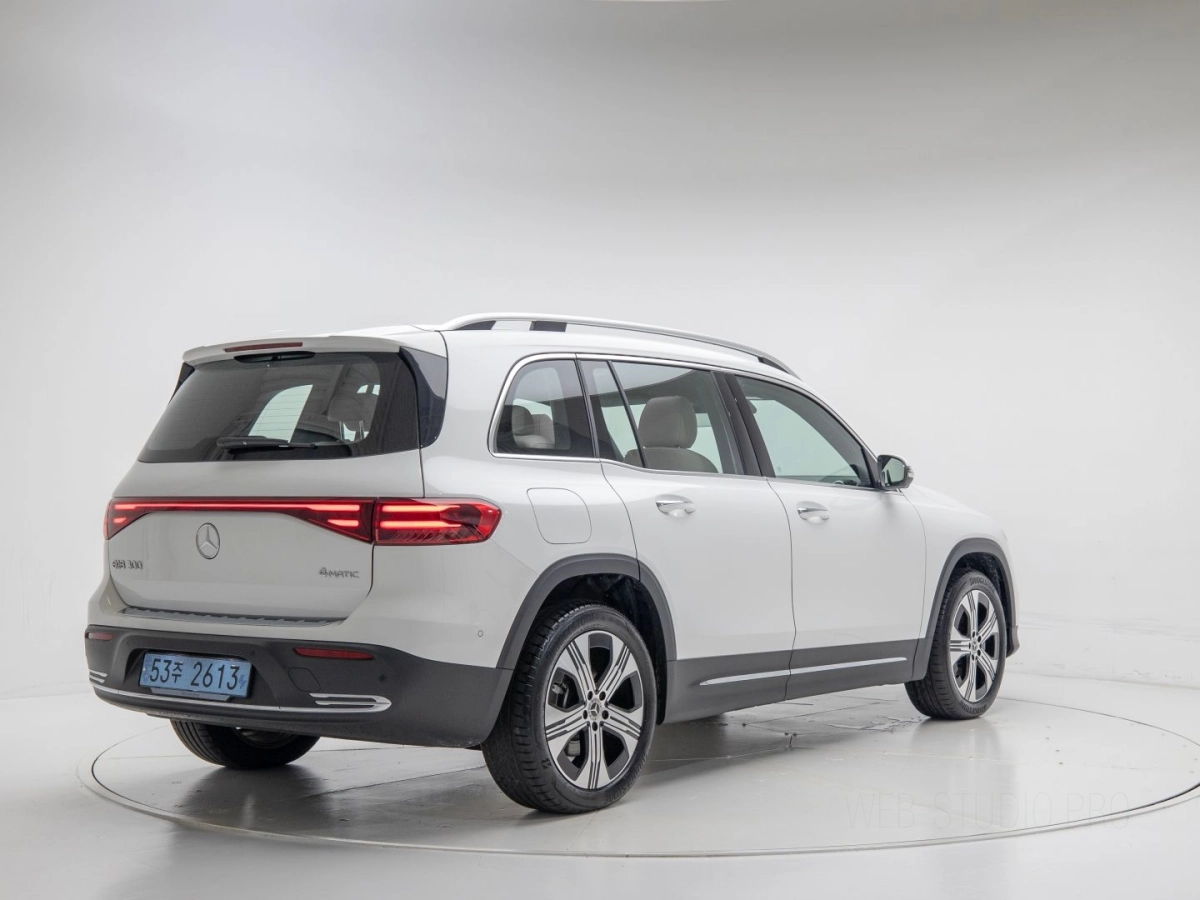 MERCEDES BENZ EQB X243