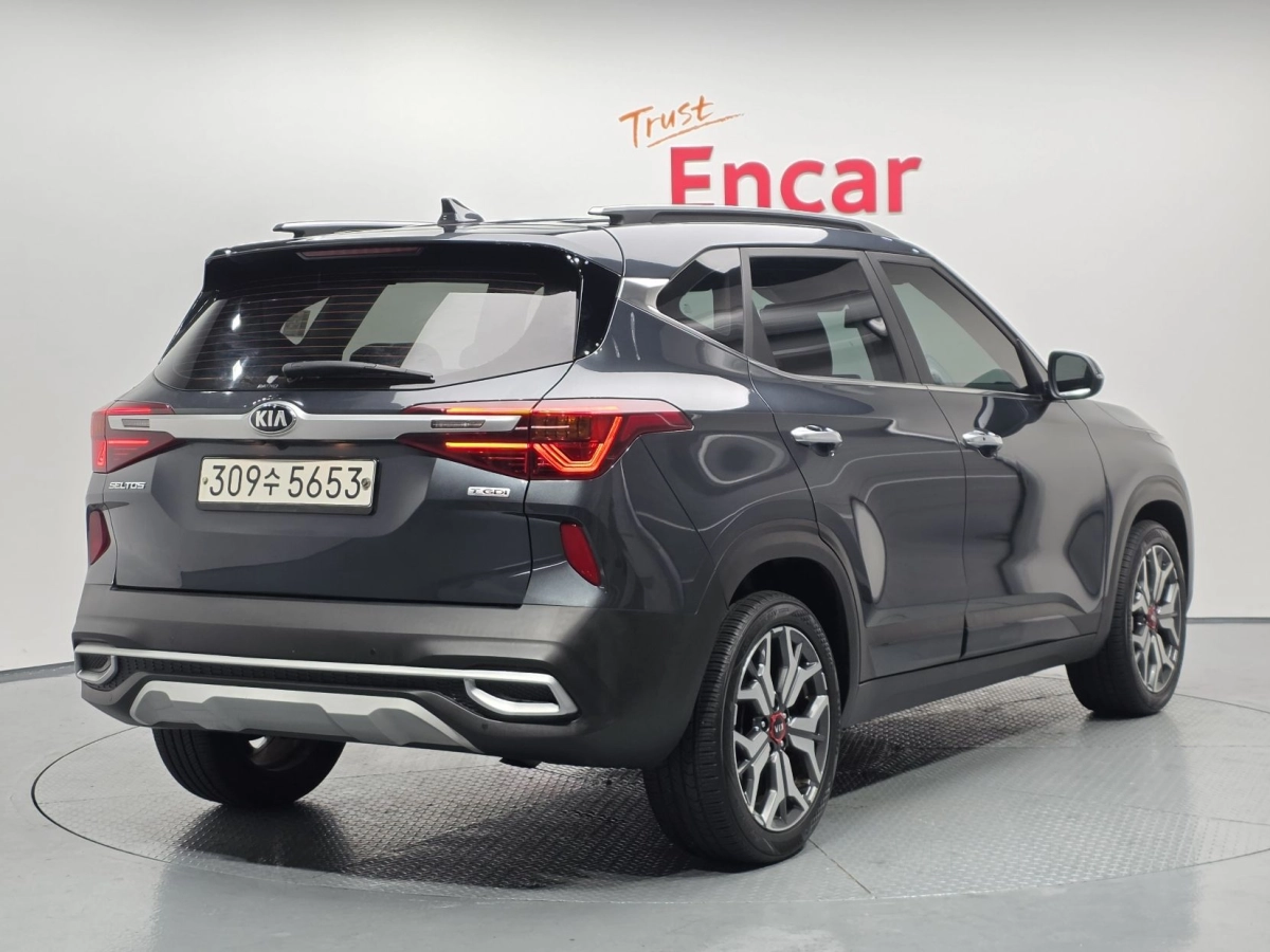 KIA SELTOS