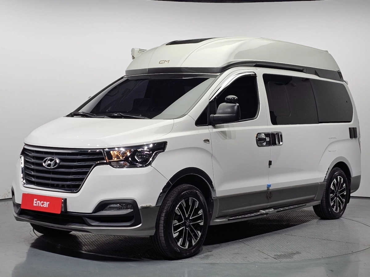 HYUNDAI STAREX GRAND  2020