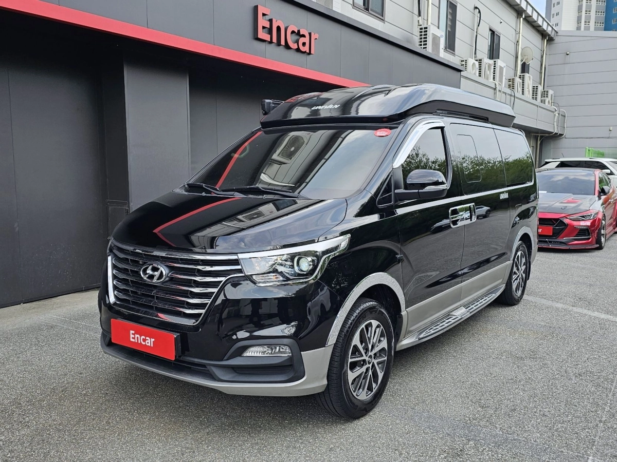 HYUNDAI STAREX GRAND  2020