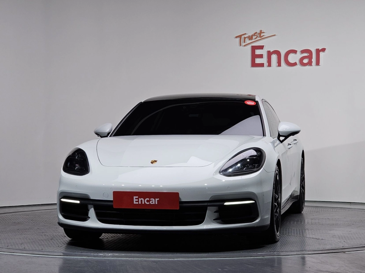 PORSCHE PANAMERA 971