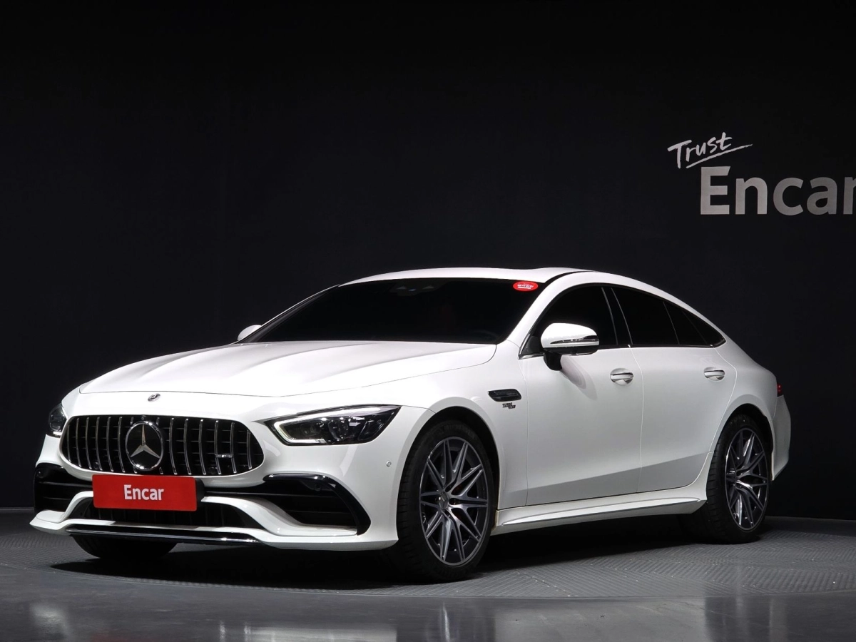 MERCEDES BENZ AMG GT