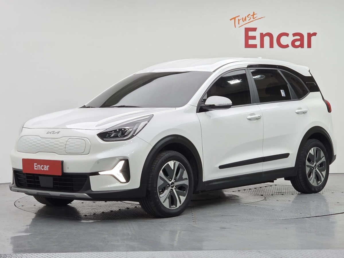 KIA NIRO PLUS
