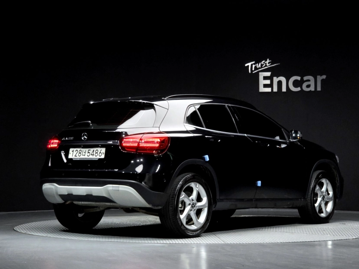 MERCEDES BENZ GLA-CLASS X156