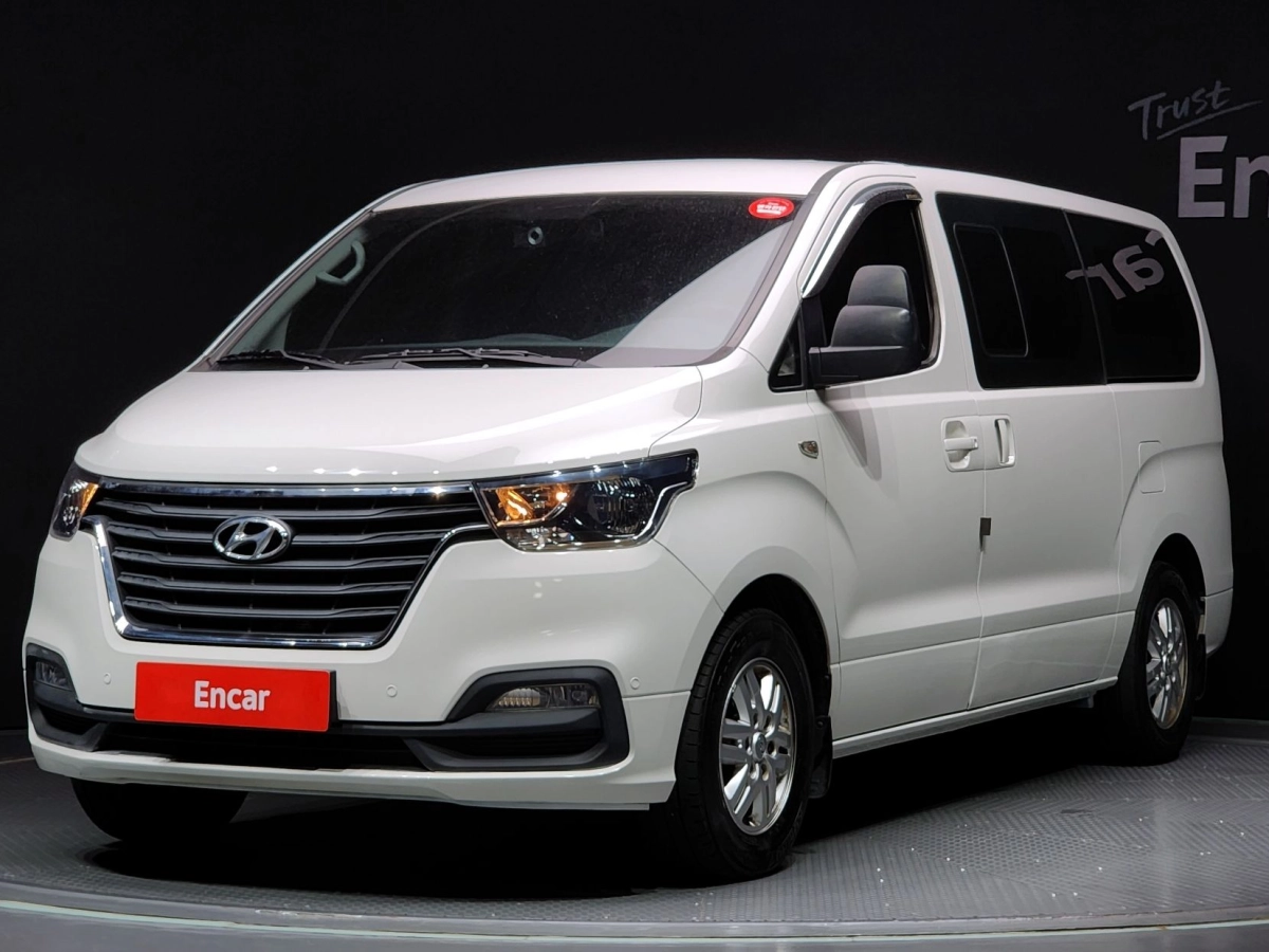HYUNDAI STAREX GRAND 2019