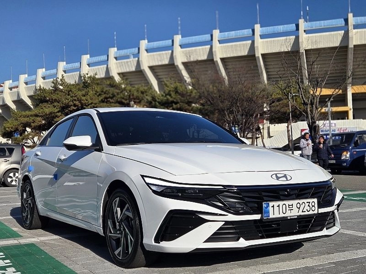 HYUNDAI AVANTE HYBRID CN7