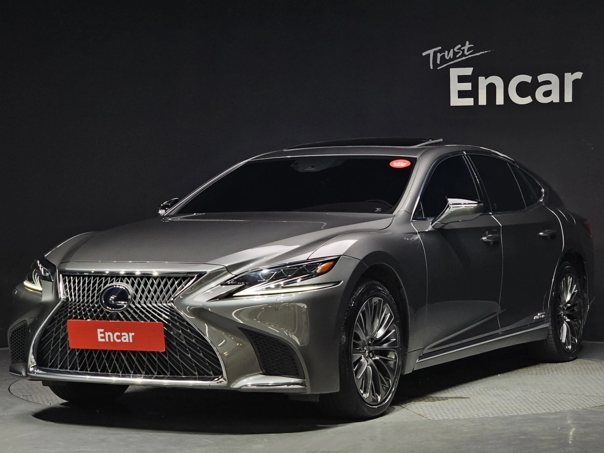 LEXUS LS500H  2020