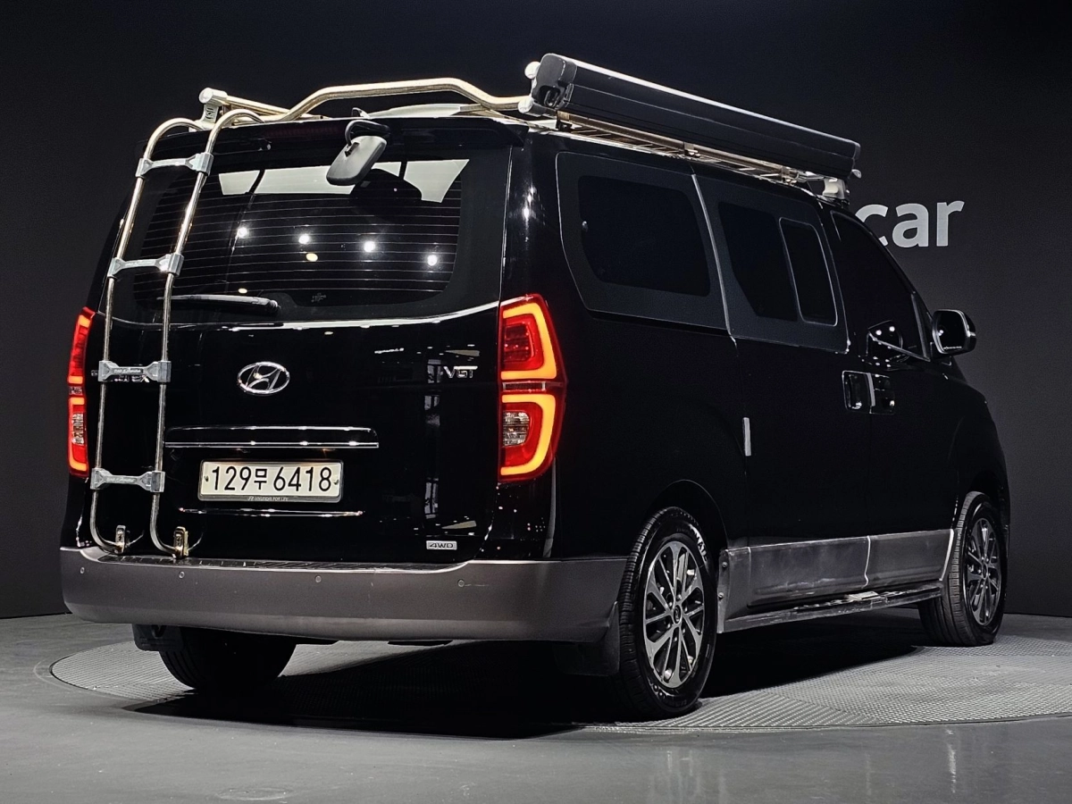 HYUNDAI STAREX GRAND