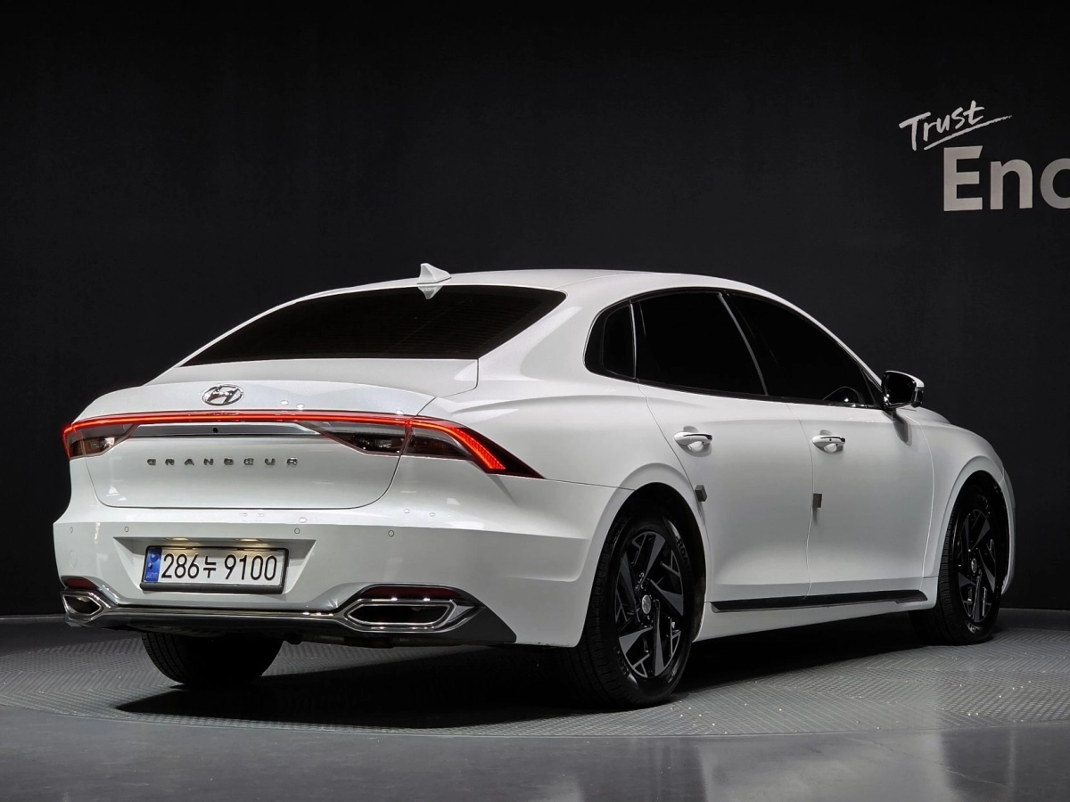 HYUNDAI GRANDEUR IG HYBRID