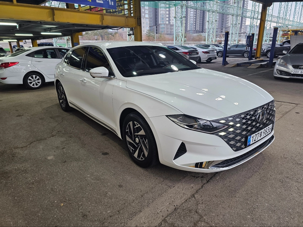 HYUNDAI GRANDEUR IG HYBRID