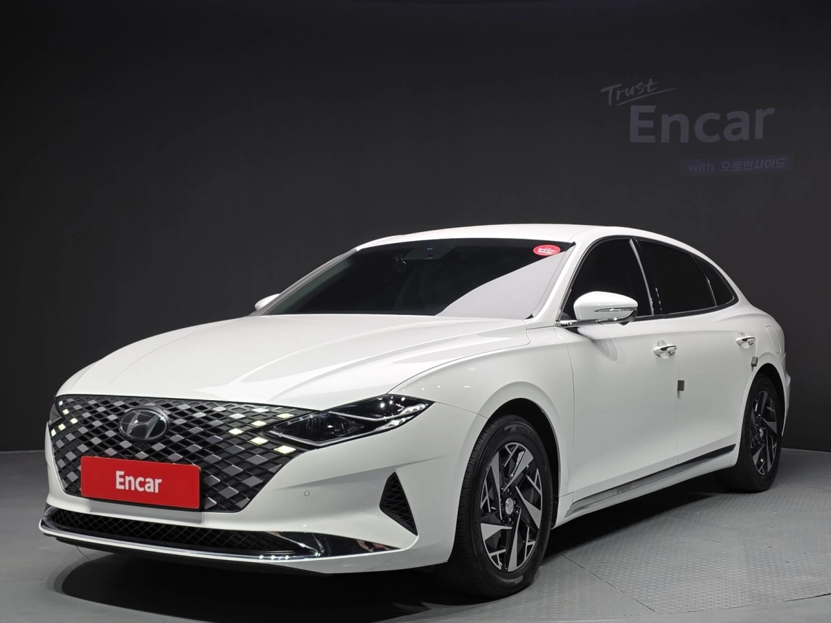 HYUNDAI GRANDEUR IG HYBRID