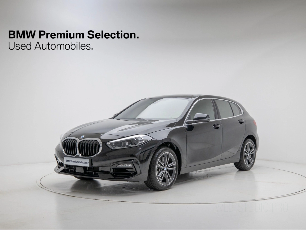 BMW 1-SERIES F40  2023