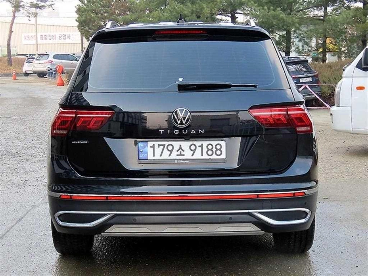 VOLKSWAGEN TIGUAN ALLSPACE