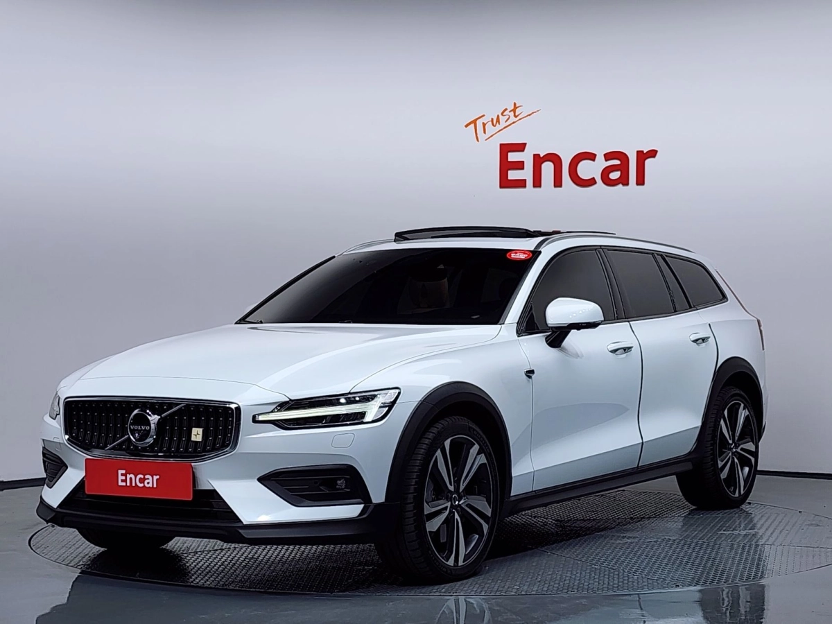 VOLVO V60 CROSS COUNTRY  2020
