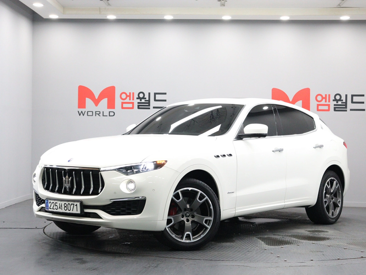 MASERATI LEVANTE